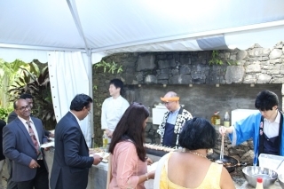 天ぷら・焼き鳥の調理実演