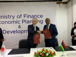 Signing of Exchange of Notes