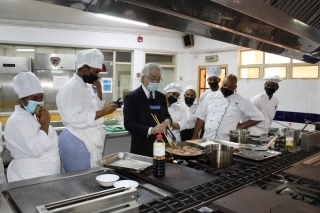 Demonstration by Ambassador KAWAGUCHI